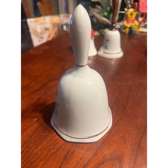 Vintage Porcelain Bell with Pink Roses and Gold Trim Retro Flower Floral Nature - Picture 5 of 7